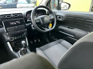 Citroen C3 TOUCH PURETECH 82 4DR - Image 3