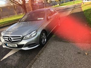 Mercedes-Benz E-Class E SERIES BLUETEC SE 4DR AUTO - Image 2