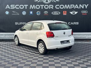 Volkswagen Polo Auto - Image 3