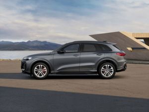 Audi Q5 SUV 2.0TFSI E-HYBRID S-LINE QUATTRO AUTOMA - Image 4