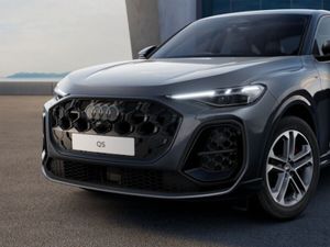 Audi Q5 SPORTBACK 50TFSI E-HYBRID COMPETITION QUAT - Image 3