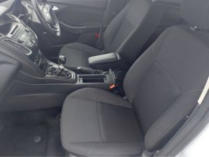 Ford Focus 1.6 TDCI 95PS 4DR VAN - Image 4