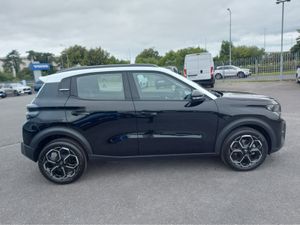 Citroen C3 Plus Puretech 1.2l 100bhp petrol - Image 4