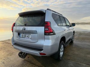 Toyota Land Cruiser Land CRU LC LWB GX Comm 4DR Au - Image 3