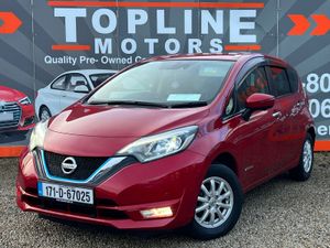 ==HYBRID//LOW KMS//AUTO//LIKE NEW - Image 2