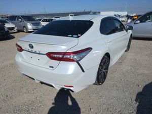 Toyota Camry /2020/2.5 PETROL HYBRID/COMING SOON!! - Image 4