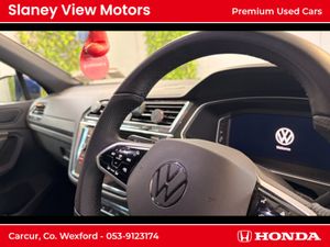 Volkswagen Tiguan R-LINE 2.0 TDI MANUAL 6SPEED FWD - Image 4