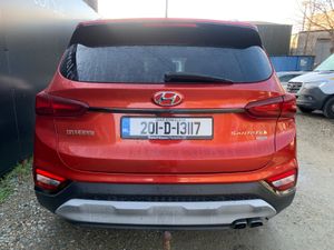 HYUNDAI SANTA FE 2.2 CRDI EXEC PLUS 7 SEATER 4WD - Image 4