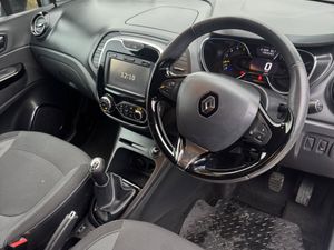 Renault Captur 2016 diesel 1.5 intense - Image 2