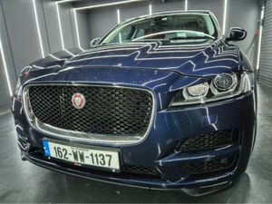 Jaguar F-Pace TDI AWD PORTFOLIO 5DR AUTO - Image 2