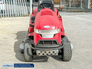 Used 2016 Honda HF2622 Lawnmower - Image 2