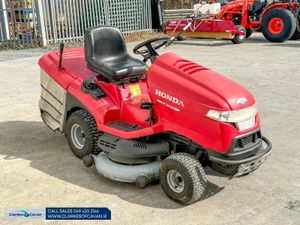 Used 2016 Honda HF2622 Lawnmower - Image 3