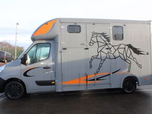 2018 Vauxhall Movano 3500 2 Stall Horse Lorry - Image 3