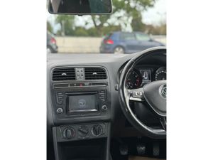 Volkswagen Polo FUN 1.0 60HP MANUAL 5SPEED 5DR - Image 4