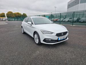 SEAT Leon PLUG IN HYBRID/PETROL, AUTOMATIC, LOW MI - Image 4