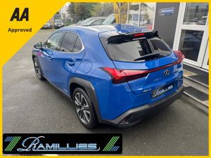 Lexus UX 250H 2.0Hybrid Auto 12 Month Warranty & A - Image 4