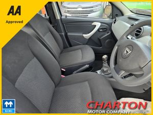 Dacia Duster 1.5DCI 110 AMBIANCE 5 5DR 110BHP - Image 3