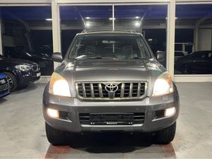 Toyota Land Cruiser INVINCIBLE A D-4D 2 Seat Comme - Image 2