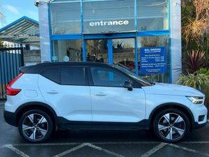 Volvo XC40 R-DESIGN T4 1.5 RECHARGE PHEV // TILT & - Image 4
