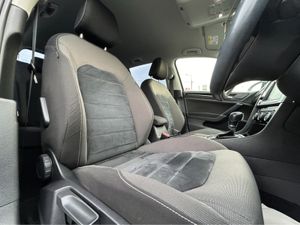 Volkswagen Golf ( 162 REG HI-LINE EDITION PRIVACY - Image 4