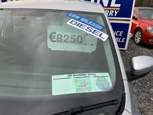 151 SKODA RAPID 1.6TDI LOW KMS SPOTLESS - Image 4