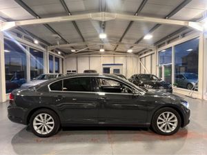 Volkswagen Passat SE BUSINESS TDI BLUEMOTION TECHN - Image 4