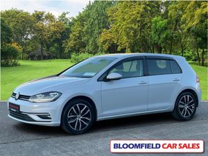 Volkswagen Golf HIGHLINE , AUTO //LOW MILEAGE - Image 3