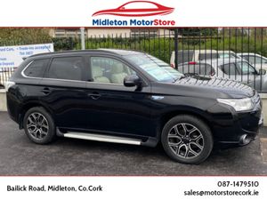 Mitsubishi Outlander 4WD 2.0 GX5HS PHEV 160BH 160B - Image 2