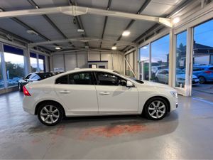 Volvo S60 SE NAV D4 - Image 4