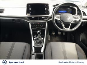 Volkswagen T-Roc 1.0TSI 110BHP LIFE WITH REAR VIEW - Image 3
