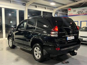 Toyota Land Cruiser 3.0 INVINCIBLE D-4D A 5DR - Image 4