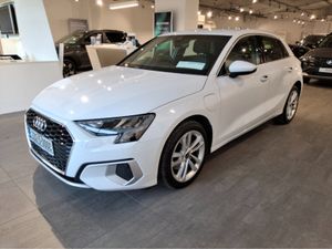 Audi A3 SPORT 40 TFSI E ** PLUG IN HYBRID ** Full - Image 4