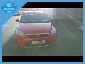 Ford Focus 2011 / 1.6 DIESEL / MANUAL - Image 2