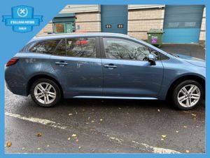 Toyota Corolla LUNA/2022/IRISH CAR/1.8 PETROL HYBR - Image 4