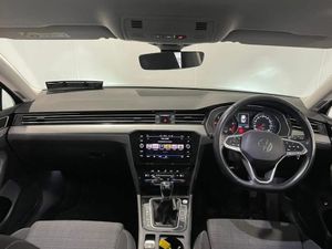 Volkswagen Passat BUSINESS 2.0 TDI MANUAL 6SPEED F - Image 3