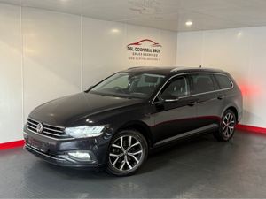 Volkswagen Passat SEL ELEG Highline - Image 2