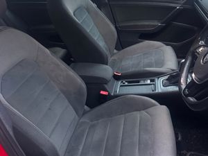 Volkswagen Golf 2019 highline auto - Image 4