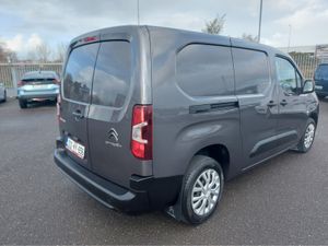 Citroen Berlingo LX BLUEHDI 100 LWB MY MY22.3 3DR - Image 2