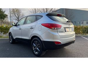 Hyundai ix35 1.7 D *SERVICE HISTORY* - Image 3