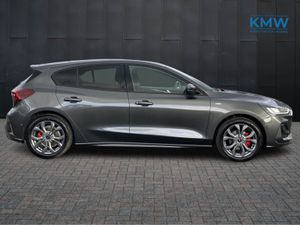 Ford Focus 1.0 125BHP ST-Line..Parking pack/Design - Image 4