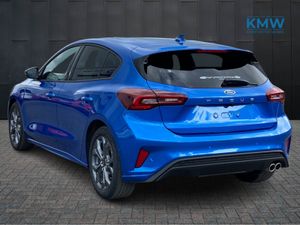 Ford Focus ST-Line 1.0 MHEV 125BHP Parking pack/De - Image 4