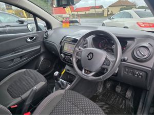 Renault Captur DYNAMIQUE NAV DCI 90 PH 4DR - Image 2