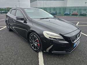 Volvo V40 2.0 D4, 190 BHP, INSCRIPTION MODEL, GOOD - Image 3