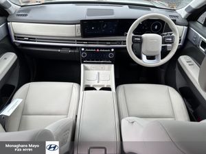 Hyundai Santa Fe PREMIUM 1.6 PETROL PLUG IN HYBRID - Image 2