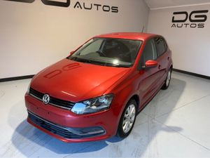 Volkswagen Polo LOUNGE MODEL- REVERSE CAMERA - Image 2