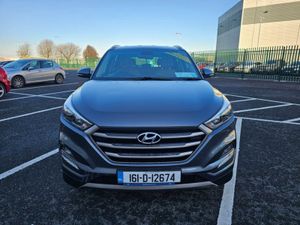 Hyundai Tucson 1.7 CRDI, EXECUTIVE MODEL, SERVICE - Image 3