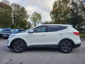 Hyundai Santa Fe 7 Seater - Image 2