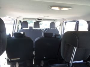 Ford Transit Custom KOMBI  9 SEATER TREND . 2.0L 1 - Image 4