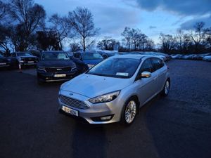 Ford Focus Zetec 5DR 1.5TD 95PS 6SPD 4DR - Image 2