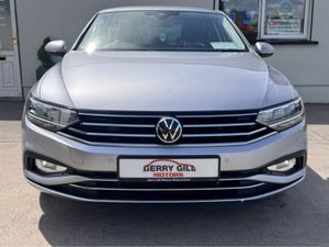 Volkswagen Passat BUSINESS 2.0 TDI MANUAL 6SPEED F - Image 2